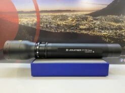 LED LENSER® P17R CORE Taschenlampe -PLAST Boote Geschaft 7BBB20B9 C94A 45D0 A734 329B960A7592