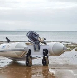 RAILBLAZA Dinghy Wheels Schlauchboot Heckräder -PLAST Boote Geschaft Railblaza Wheels2